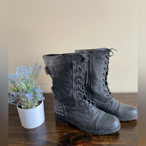 Nature Breeze Shoes - Nature Breeze Black Studded Black Boots